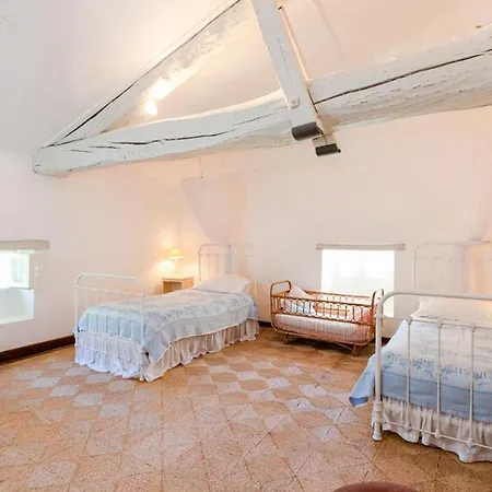 Chateau Segalas Hébergement de vacances *